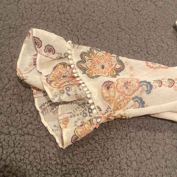 New Direction Blouse Size Large Floral Bell Sleeve Gathered Neck - Picture 11 of 11